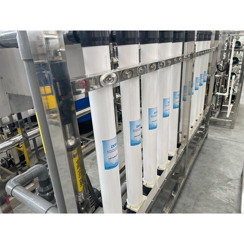 Machine de traitement de l'eau à ultrafiltration de haute capacité 5000L/h pour la production de tissus