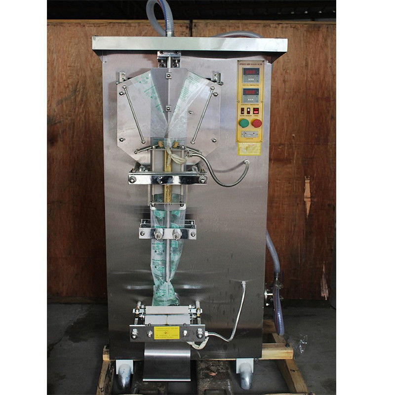 Machine de remplissage à longue durée de vie pour emballages d'eau de sachet et sacs d'eau minérale