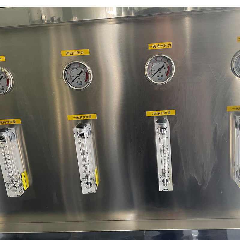 Machine de purification d'eau RO à double système de 1 tonne destinée aux applications agricoles et industrielles