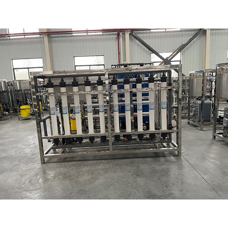 UF Industrie du purificateur d'eau Système de filtration nano élimine la couleur avec boîtier en bois