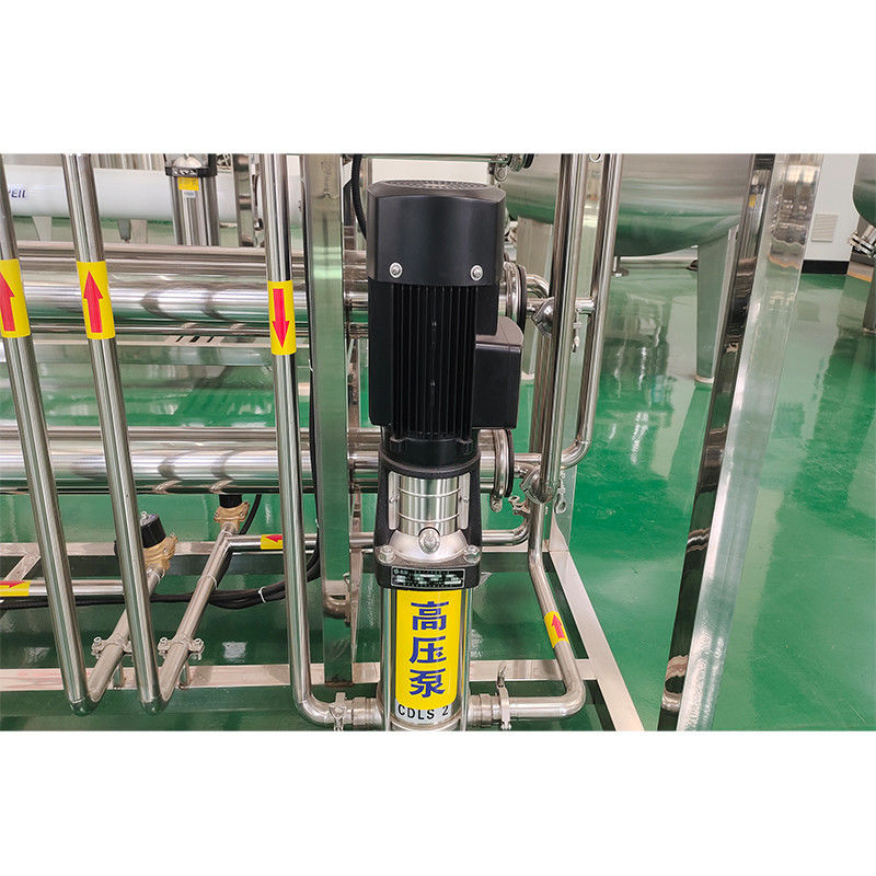 Installation de filtration RO de 2 L/heure Système d'osmose inverse double pour l'industrie des eaux minérales