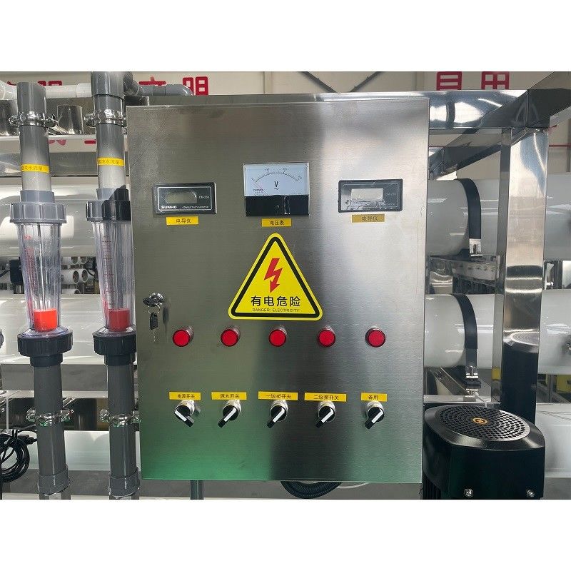20 tonnes par heure RO Machines de traitement de l'eau pour la ligne de production d'eau potable