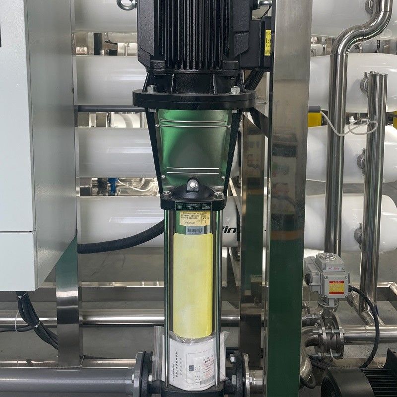 Machines de traitement de l'eau saline par puits de forage avec filtre à osmose inverse en coque en bois