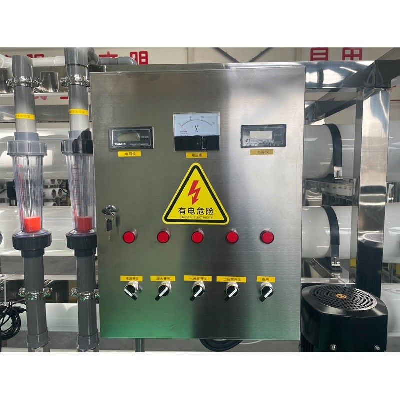 Machine de purification de l'eau par osmose inverse de 5 T/H RO 1000 litres pour usine de traitement de l'eau