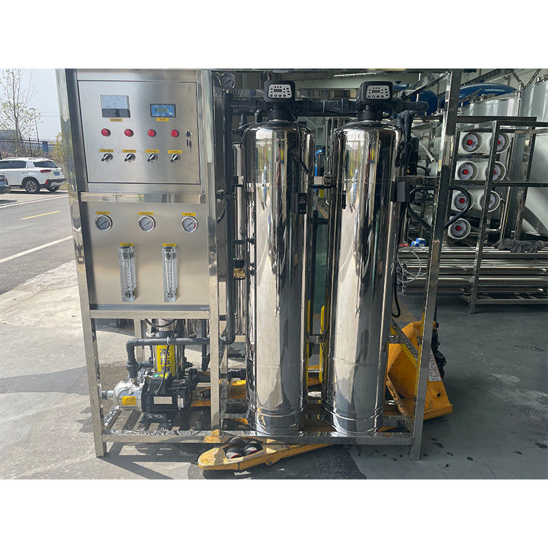 Système de purification de l'eau par osmose inverse pour boîtier en bois