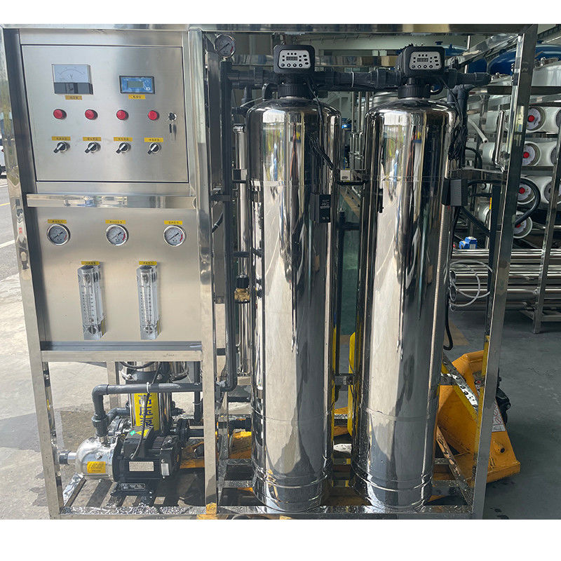 Système de purification de l'eau par osmose inverse pour boîtier en bois
