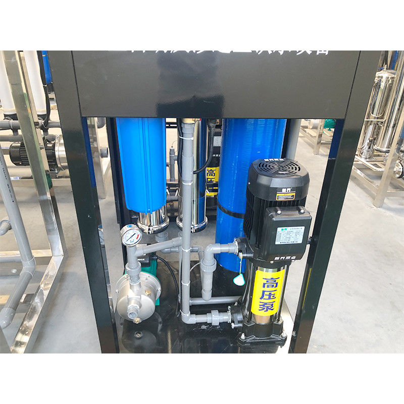 Installation complète de traitement de l'eau de 500L avec générateur d'ozone et module UF de 0,001-0,01um