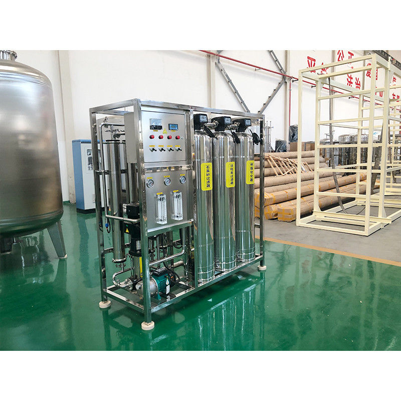 Centrale d'approvisionnement en eau industrielle en RO de 1000 litres à l'heure avec vidéo-inspection de sortie et boîtier en bois