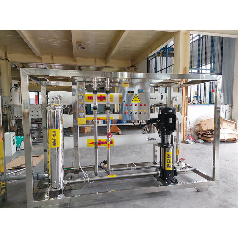 6000LPH usine commerciale de filtration de l'eau pour la filtration industrielle par osmose inverse