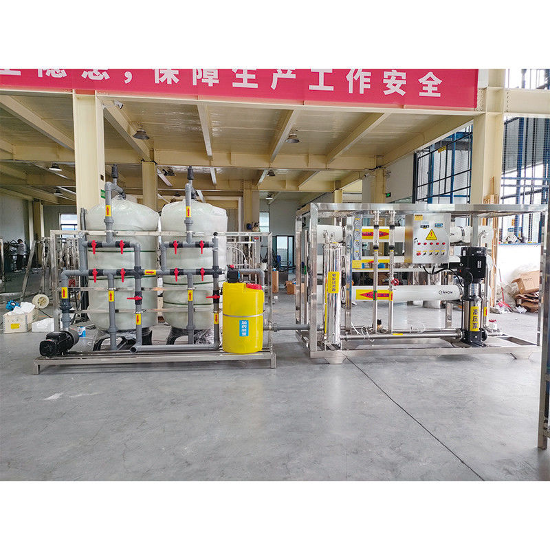 6000LPH usine commerciale de filtration de l'eau pour la filtration industrielle par osmose inverse
