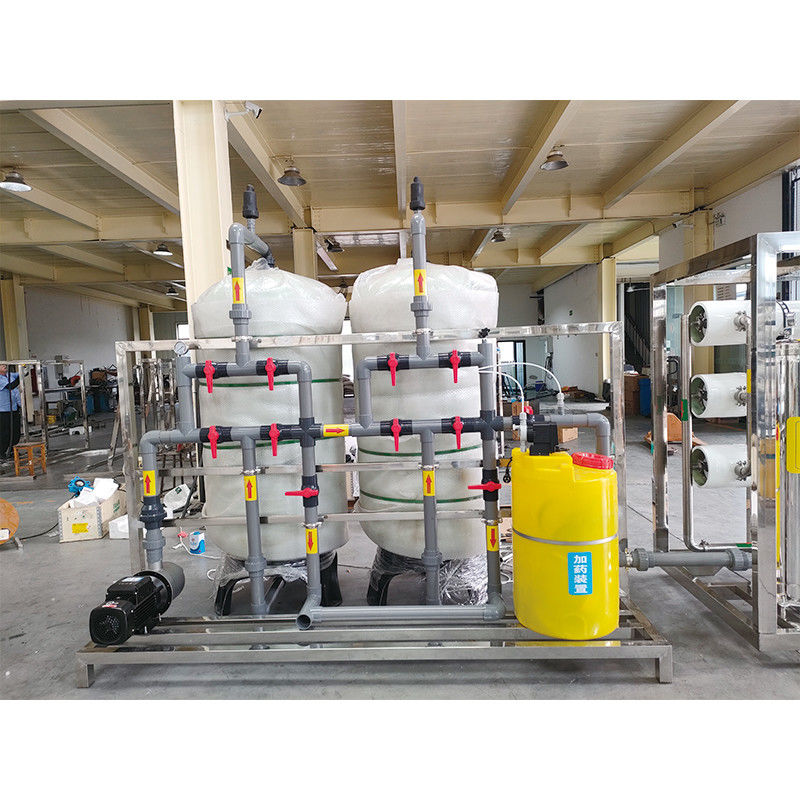 6000LPH usine commerciale de filtration de l'eau pour la filtration industrielle par osmose inverse