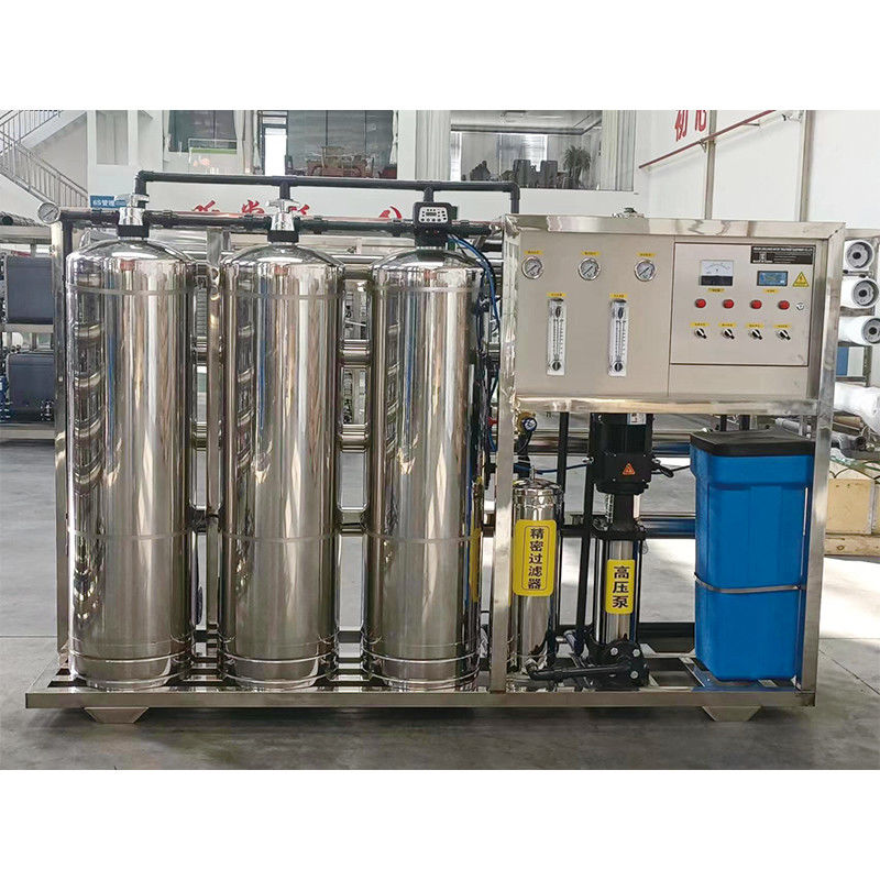 2000LPH usine commerciale de filtration de l'eau pour une productivité et une capacité élevées 2000L/heure